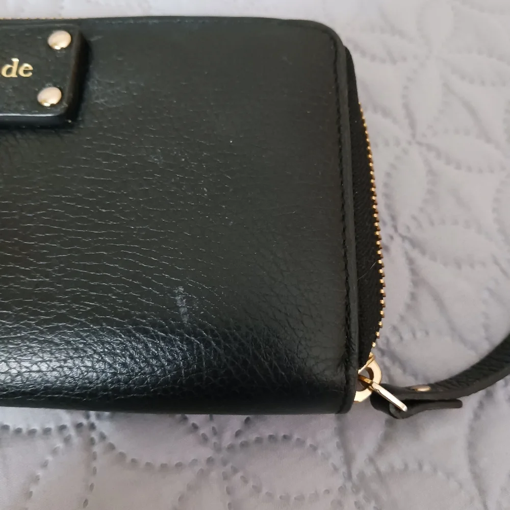 Kate Spade black leather zip wallet